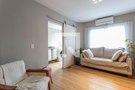 Sala de apartamento para alugar com 1 quarto, 55m² em Indianópolis, São Paulo