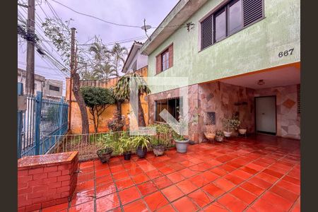 Casa à venda com 130m², 3 quartos e 3 vagas Casa à venda com 130m², 3 quartos e 3 vagasÁrea Externa