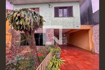 Casa à venda com 130m², 3 quartos e 3 vagas Casa à venda com 130m², 3 quartos e 3 vagasÁrea Externa