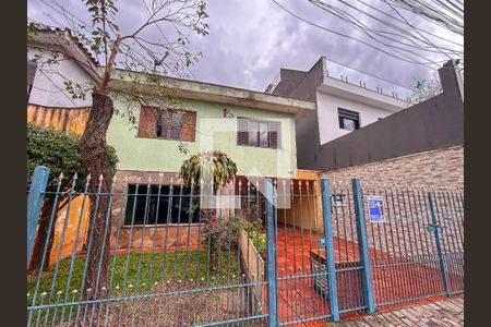 Casa à venda com 130m², 3 quartos e 3 vagas Casa à venda com 130m², 3 quartos e 3 vagasPlaca