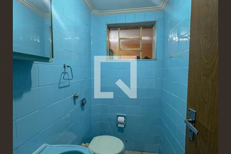 Casa à venda com 130m², 3 quartos e 3 vagas Casa à venda com 130m², 3 quartos e 3 vagasBanheiro