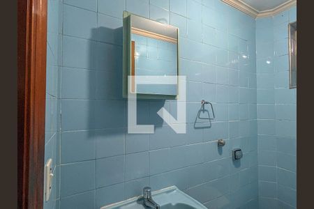 Casa à venda com 130m², 3 quartos e 3 vagas Casa à venda com 130m², 3 quartos e 3 vagasBanheiro