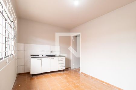 Casa para alugar com 200m², 4 quartos e 4 vagas Casa para alugar com 200m², 4 quartos e 4 vagasCozinha 2