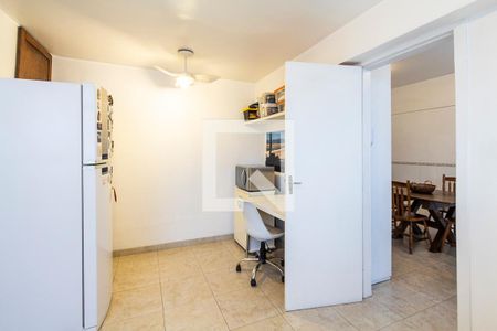 Apartamento à venda com 154m², 3 quartos e 2 vagas Apartamento à venda com 154m², 3 quartos e 2 vagasCozinha