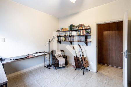 Apartamento à venda com 154m², 3 quartos e 2 vagas Apartamento à venda com 154m², 3 quartos e 2 vagasQuarto