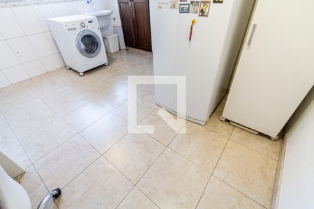 Apartamento à venda com 154m², 3 quartos e 2 vagas Apartamento à venda com 154m², 3 quartos e 2 vagasÁrea de serviço