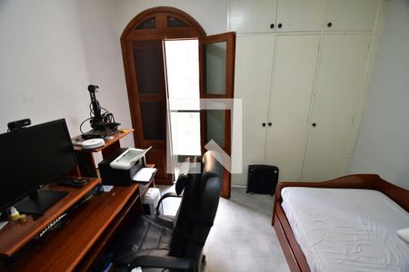 Apartamento à venda com 147m², 3 quartos e 2 vagasQuarto 2