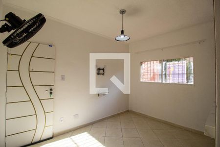 Apartamento para alugar com 70m², 2 quartos e 1 vagaSala