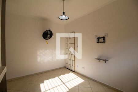 Apartamento para alugar com 70m², 2 quartos e 1 vagaSala