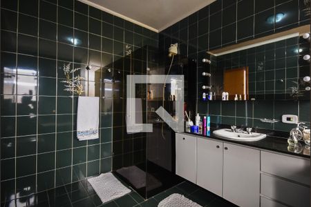 Casa à venda com 356m², 3 quartos e 4 vagasBanheiro Suíte 3