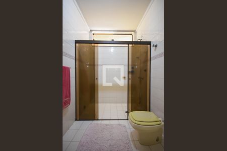 Casa à venda com 356m², 3 quartos e 4 vagasBanheiro Suíte 2