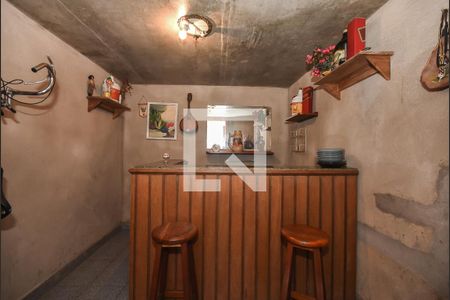 Casa à venda com 356m², 3 quartos e 4 vagasEspaço Bar