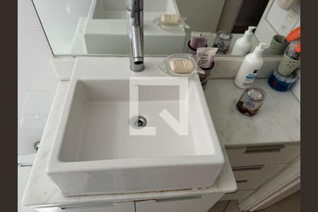 Apartamento à venda com 120m², 2 quartos e 1 vagaSuíte 2 - Banheiro