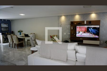 Sala de casa de condomínio para alugar com 3 quartos, 240m² em Jacarepaguá, Rio de Janeiro