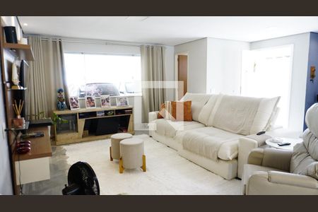 Sala de casa de condomínio para alugar com 3 quartos, 240m² em Jacarepaguá, Rio de Janeiro