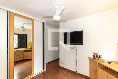Apartamento para alugar com 66m², 2 quartos e 1 vagaQuarto 1