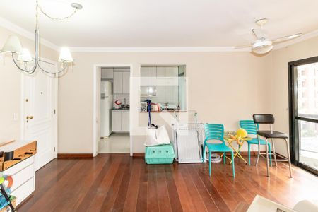 Sala de apartamento para alugar com 2 quartos, 66m² em Indianópolis, São Paulo