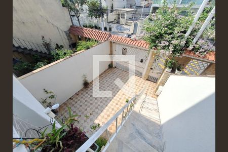 Casa à venda com 192m², 3 quartos e 3 vagasEntrada