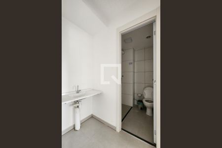 Banheiro  de apartamento à venda com 2 quartos, 35m² em Parque Bristol, São Bernardo do Campo
