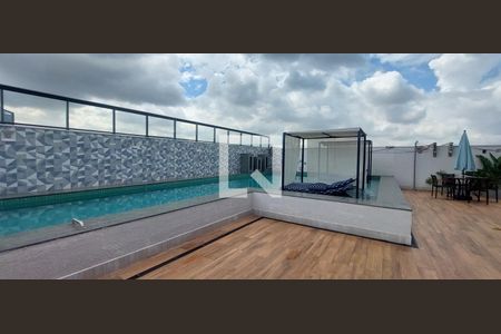 Studio para alugar com 25m², 1 quarto e sem vaga Studio para alugar com 25m², 1 quarto e sem vagaÁrea comum - Piscina