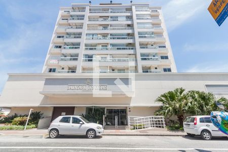 Apartamento para alugar com 80m², 2 quartos e 2 vagasFachada