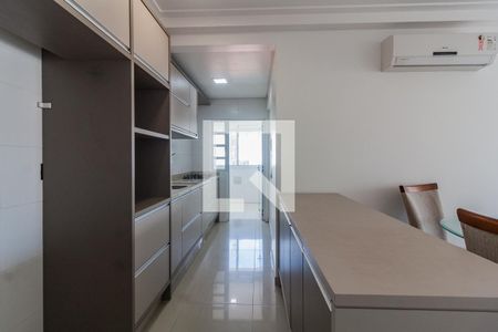 Apartamento para alugar com 80m², 2 quartos e 2 vagasCozinha