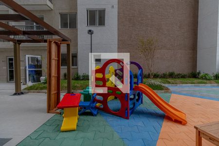 Apartamento para alugar com 36m², 2 quartos e 1 vaga Apartamento para alugar com 36m², 2 quartos e 1 vagaÁrea Comum - Playground