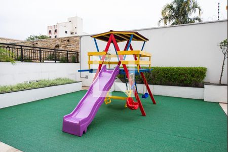 Apartamento para alugar com 77m², 2 quartos e 2 vagas Apartamento para alugar com 77m², 2 quartos e 2 vagasÁrea comum - Playground