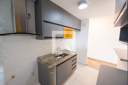 Apartamento para alugar com 77m², 2 quartos e 2 vagas Apartamento para alugar com 77m², 2 quartos e 2 vagasCozinha