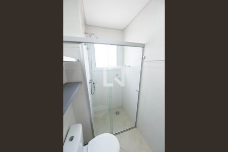 Apartamento para alugar com 77m², 2 quartos e 2 vagas Apartamento para alugar com 77m², 2 quartos e 2 vagasBanheiro da Suíte
