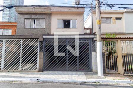 Casa à venda com 113m², 3 quartos e 1 vagaFachada