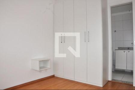 Apartamento para alugar com 57m², 2 quartos e 1 vagaDetalhe - Quarto 01 com Suíte