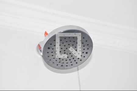 Apartamento para alugar com 57m², 2 quartos e 1 vagaDetalhe - Banheiro Social