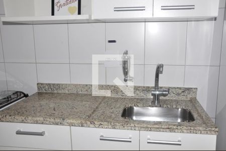 Apartamento para alugar com 57m², 2 quartos e 1 vagaDetalhe - Cozinha Americana