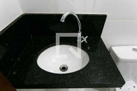 Banheiro de kitnet/studio para alugar com 1 quarto, 30m² em Belenzinho, São Paulo