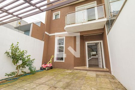 Casa para alugar com 113m², 3 quartos e 2 vagas Casa para alugar com 113m², 3 quartos e 2 vagasFachada