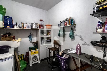 Casa à venda com 100m², 2 quartos e 2 vagas Casa à venda com 100m², 2 quartos e 2 vagasquarto de serviço_1