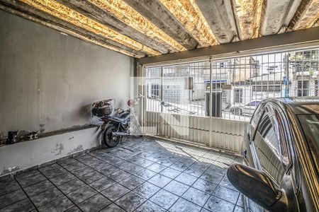 Casa à venda com 100m², 2 quartos e 2 vagas Casa à venda com 100m², 2 quartos e 2 vagasgaragem_2