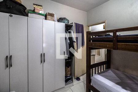 Casa à venda com 100m², 2 quartos e 2 vagas Casa à venda com 100m², 2 quartos e 2 vagasbanheiro social_4