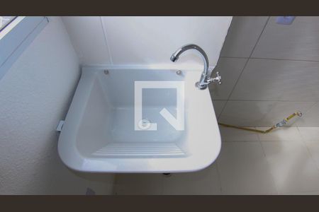 Apartamento para alugar com 43m², 2 quartos e sem vaga Apartamento para alugar com 43m², 2 quartos e sem vagaCozinha e Área de Serviço