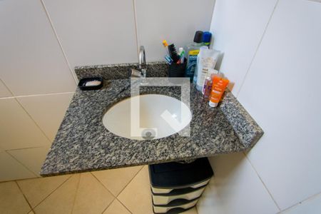 Apartamento à venda com 93m², 3 quartos e 2 vagasBanheiro do quarto 1