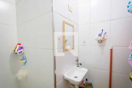 Apartamento à venda com 93m², 3 quartos e 2 vagasBanheiro social