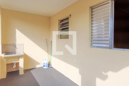 Casa para alugar com 48m², 1 quarto e sem vaga Casa para alugar com 48m², 1 quarto e sem vagaLavanderia