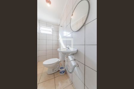 Banheiro de casa para alugar com 1 quarto, 48m² em Cidade Monções, São Paulo