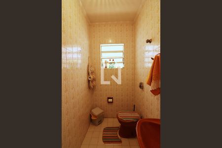 Casa à venda com 227m², 3 quartos e 2 vagasBanheiro Social 2