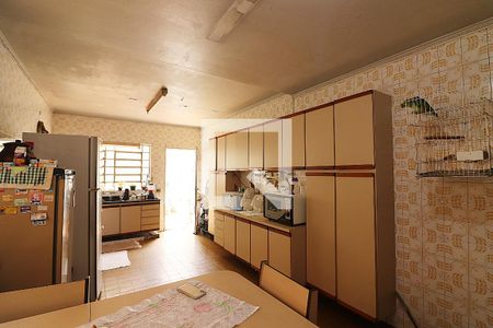 Casa à venda com 227m², 3 quartos e 2 vagasCozinha e Copa 