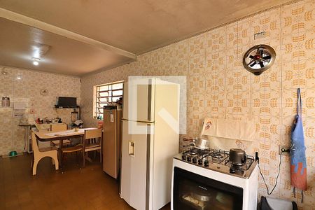 Casa à venda com 227m², 3 quartos e 2 vagasCozinha e Copa 