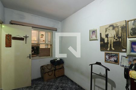 Casa à venda com 227m², 3 quartos e 2 vagasQuarto 2