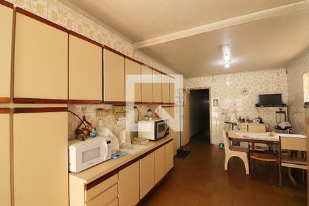 Casa à venda com 227m², 3 quartos e 2 vagasCozinha e Copa 