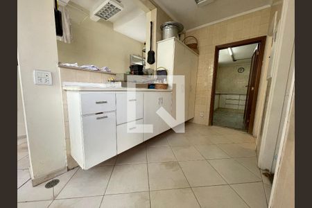 Casa à venda com 400m², 4 quartos e 4 vagasÁrea de Serviço